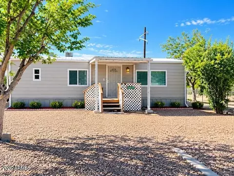 20519 Emerald Dr, Black Canyon City, AZ 85324