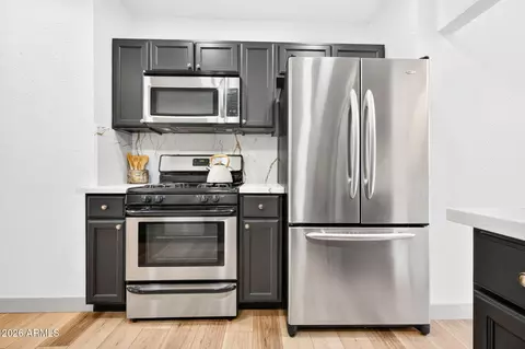Kitchen - 2319 Earll Dr, Phoenix, AZ 85016 photo 2 of 3