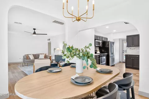 Dining - 2319 Earll Dr, Phoenix, AZ 85016 photo 3 of 3