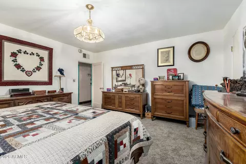 Bedroom - 2250 W Augusta Ave, Phoenix, AZ 85021 photo 3 of 6