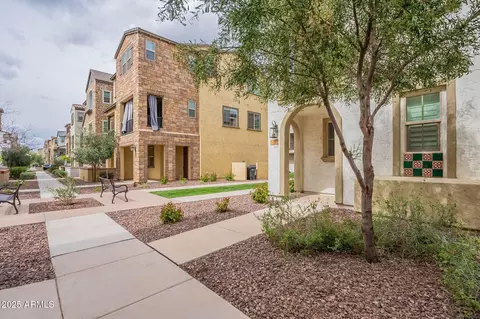 Exterior - 1741 E Chelsea Ln, Gilbert, AZ 85295 photo 2 of 7