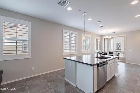 Kitchen - 1741 E Chelsea Ln, Gilbert, AZ 85295 photo 2 of 2