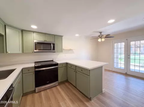 Kitchen - 3511 E Baseline Rd #1125, Phoenix, AZ 85042 photo 4 of 4