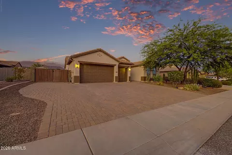 4916 W Old West Trl, New River, AZ 85087