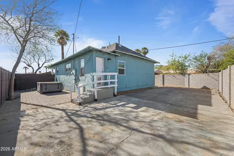 Exterior - 930 E Taylor St, Phoenix, AZ 85006 photo 5 of 5