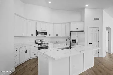 Kitchen - 10505 Emerald Cir, Mesa, AZ 85208 photo 3 of 3