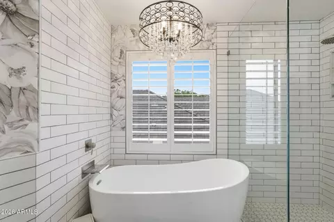 Bath - 2744 E James St, Gilbert, AZ 85296 photo 4 of 6