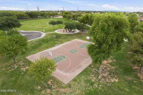 View/Area - 2744 E James St, Gilbert, AZ 85296 photo 2 of 2