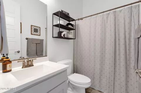 Bath - 4442 E Fairbrook St, Mesa, AZ 85205 photo 4 of 5