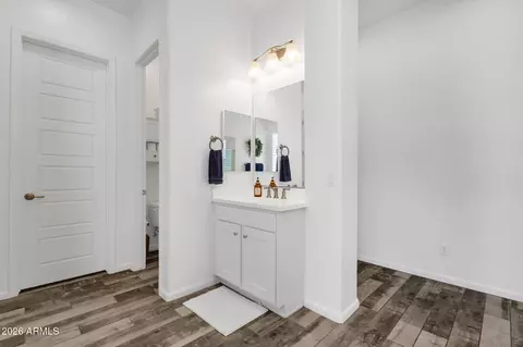 Entry Way - 4442 E Fairbrook St, Mesa, AZ 85205 photo 5 of 7