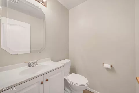 Bath - 4049 E Aspen Way, Gilbert, AZ 85234 photo 5 of 5