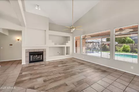Living - 4049 E Aspen Way, Gilbert, AZ 85234 photo 6 of 12