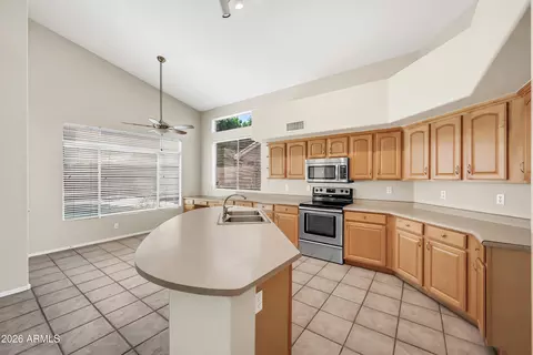 Kitchen - 4049 E Aspen Way, Gilbert, AZ 85234 photo 1 of 4