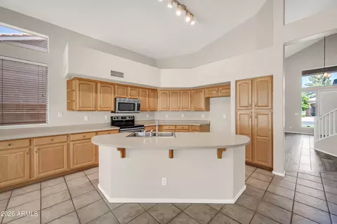 Kitchen - 4049 E Aspen Way, Gilbert, AZ 85234 photo 2 of 4