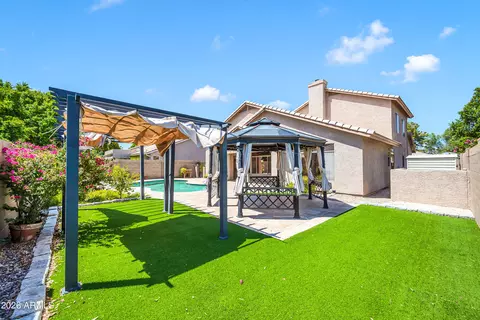 Exterior - 4049 E Aspen Way, Gilbert, AZ 85234 photo 5 of 11