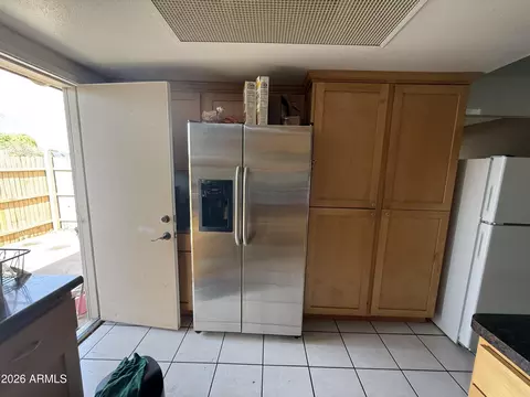 Kitchen - 4401 N 53rd Ln, Phoenix, AZ 85031 photo 1 of 1