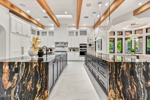 6700 E Malcomb Dr, Paradise Valley, AZ 85253