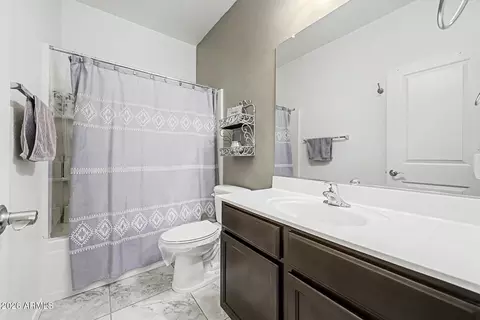Bath - 1692 E 16th Ave, Apache Junction, AZ 85119 photo 2 of 2