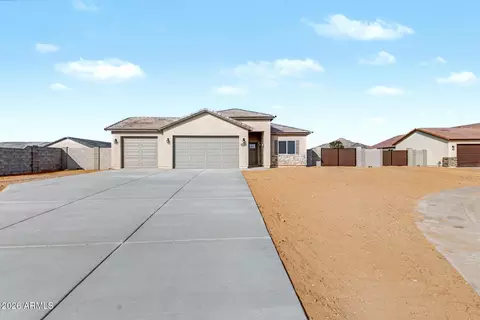 9806 W Appaloosa Trl, Casa Grande, AZ 85194