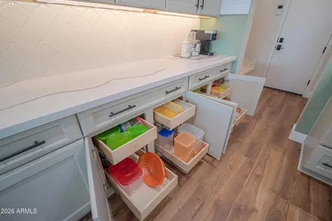 Kitchen - 10653 E Texas Ave, Mesa, AZ 85212 photo 5 of 8