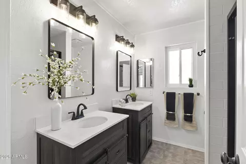 Bath - 6325 E Gary St, Mesa, AZ 85205 photo 1 of 4