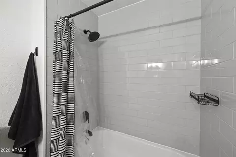 Bath - 6325 E Gary St, Mesa, AZ 85205 photo 4 of 4