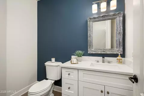 Bath - 3449 E Lions St, Phoenix, AZ 85018 photo 6 of 6