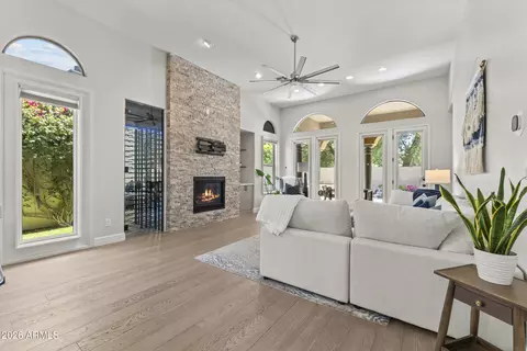 Living - 3449 E Lions St, Phoenix, AZ 85018 photo 3 of 3