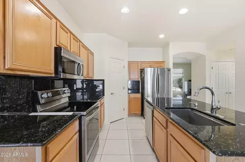 Kitchen - 7304 E Northridge Cir, Mesa, AZ 85207 photo 2 of 6