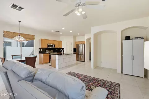 Kitchen - 7304 E Northridge Cir, Mesa, AZ 85207 photo 3 of 6