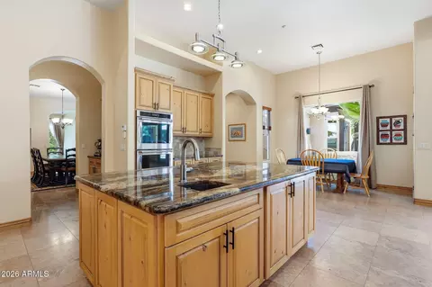Kitchen - 15445 E Bronco Ct, Gilbert, AZ 85298 photo 5 of 9