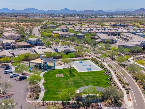View/Area - 3413 E Crest Ln, Phoenix, AZ 85050 photo 13 of 13
