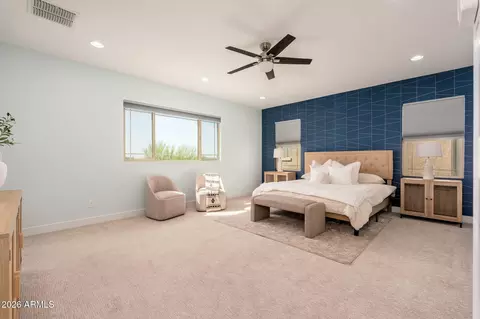 Bedroom - 3413 E Crest Ln, Phoenix, AZ 85050 photo 4 of 8