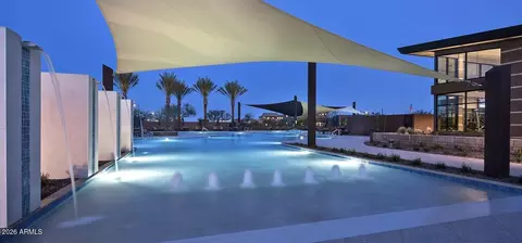 Exterior - 3413 E Crest Ln, Phoenix, AZ 85050 photo 12 of 13