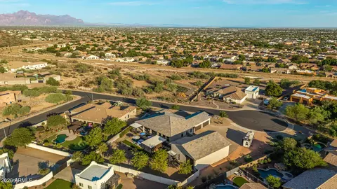 View/Area - 1444 N Aaron Cir, Mesa, AZ 85207 photo 7 of 9