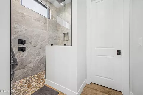 Bath - 1444 N Aaron Cir, Mesa, AZ 85207 photo 3 of 7