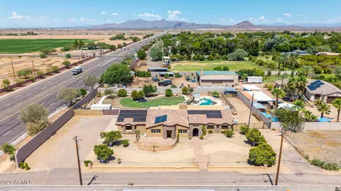 View/Area - 3109 N Gilbert Rd, Mesa, AZ 85203 photo 8 of 10