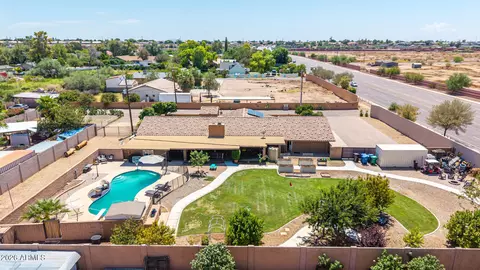 View/Area - 3109 N Gilbert Rd, Mesa, AZ 85203 photo 3 of 10