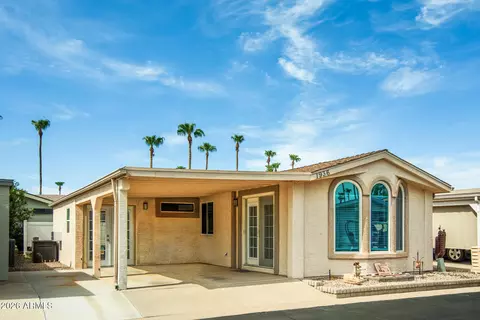 1936 E Bellerive Dr, Chandler, AZ 85249