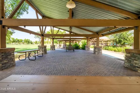 View/Area - 4078 E Maplewood St, Gilbert, AZ 85297 photo 9 of 9