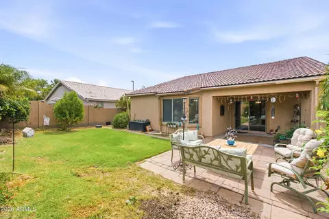 Exterior - 4078 E Maplewood St, Gilbert, AZ 85297 photo 7 of 9