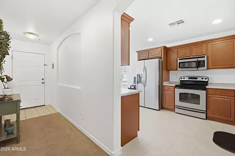 Entry Way - 4078 E Maplewood St, Gilbert, AZ 85297 photo 2 of 3