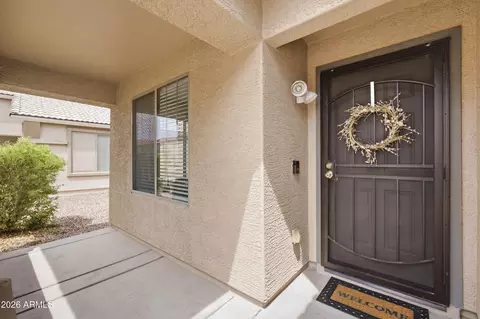 Exterior - 4078 E Maplewood St, Gilbert, AZ 85297 photo 3 of 9