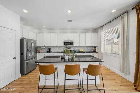 Kitchen - 3571 E Alfalfa Dr, Gilbert, AZ 85298 photo 1 of 3