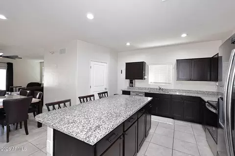 Kitchen - 18556 W Buckskin Trl, Wittmann, AZ 85361 photo 4 of 5