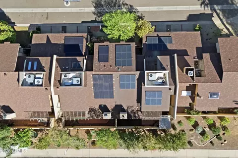 View/Area - 7352 N 7th Pl, Phoenix, AZ 85020 photo 2 of 5