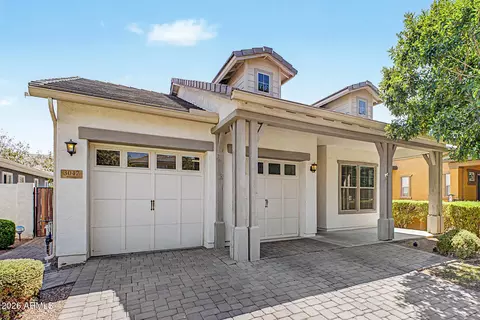 Exterior - 3047 E Austin Dr, Gilbert, AZ 85296 photo 4 of 15