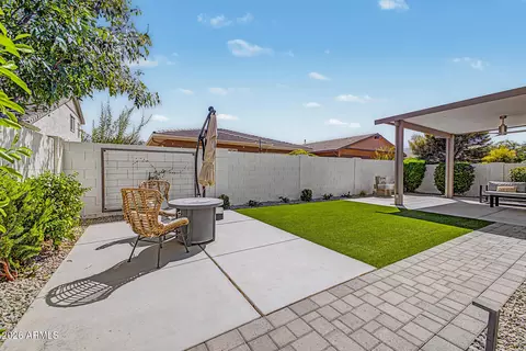 Exterior - 3047 E Austin Dr, Gilbert, AZ 85296 photo 9 of 15