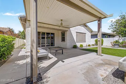 Exterior - 3047 E Austin Dr, Gilbert, AZ 85296 photo 5 of 15