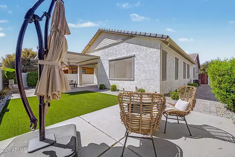 Exterior - 3047 E Austin Dr, Gilbert, AZ 85296 photo 7 of 15